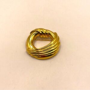 Gold-Tone Abstract Wreath Brooch